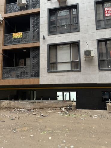 продаю ангар: Продаю Бутик В жилом доме, 20 м², Цокольный этаж этаж — 8