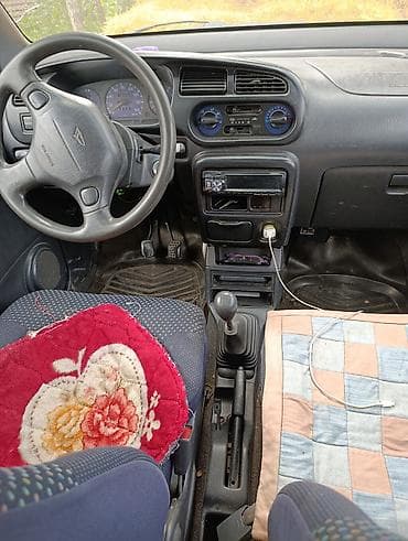 Daihatsu Move: 2002 г., 1 л, Механика, Бензин