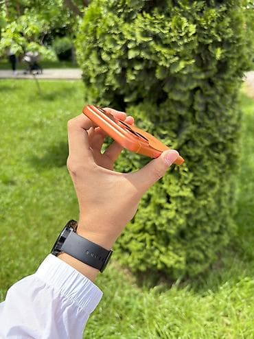 mix 3: IPhone 17 Pro, Новый, 256 ГБ, Оранжевый, Зарядное устройство, Защитное стекло, Кабель, В рассрочку, 98 % — 6