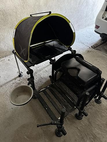 Платформа Flagman на 36 ноге для фидерной рыбалки с раскладным столом