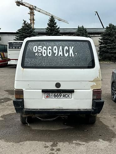 4 4: Volkswagen Transporter: 1991 г., Фургон — 2