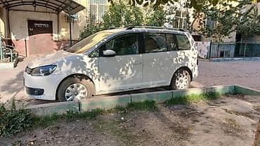 mini cuper: Volkswagen Touran: 2018 г., 1.6 л, Механика, Бензин, Минивэн — 3