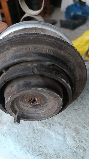 аккумулятор для митсубиси лансер 9: Подушка мотора Mercedes-Benz Германия — 2