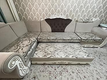 Балдар эмереги: Бурчу бар диван, Кутулар менен — 2