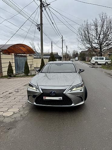 Lexus ES: 2021 г., 2.5 л, Вариатор, Гибрид, Седан