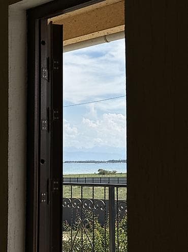Гостевые дома на Иссык-Куле: Гостевой дом на Иссык-Куле, У Берега Нуртай Тамчы, 4 места, Посуточно — 2