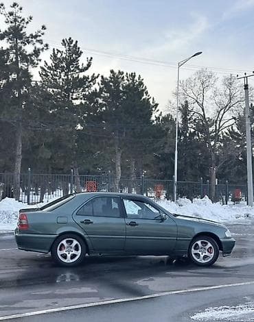 Mercedes-Benz C-Class: 1994 г., 1.8 л, Механика, Бензин, Седан