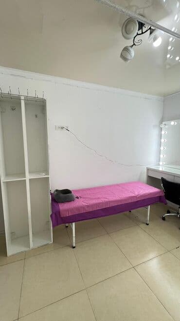 оборудование для парикмахерской: Арендага сулуулук салондун ичинен массаж кабинет берилет, ичинде чоң — 3