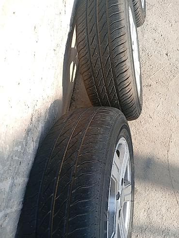 Шиналар жана дисктер: Дөңгөлөктөр монтажда 185 / 65 / R 14, Жай, Колдонулган, Комплект, Жеңил унаалар, Куйма, тешиктери - 4 — 6