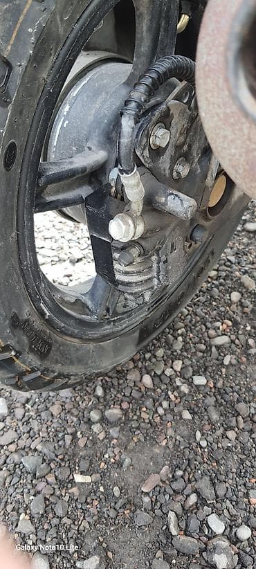 советский мотоцикл: Макси-скутер Турист, 150 куб. см, Бензин — 4