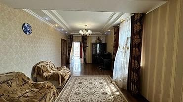ул пушкина: 📍 ж/м Алтын Ордо 🔘5-комнатный 🔘Этажи 2 🔘225м² На продаже просторный — 2
