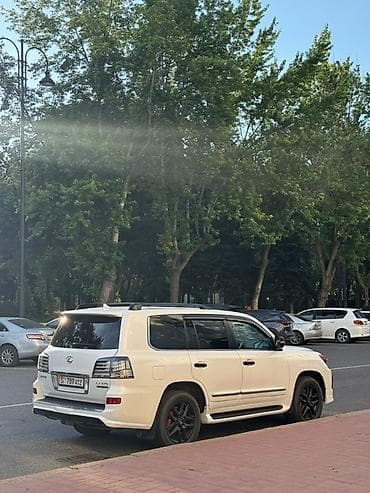 обмен дом: Lexus LX: 2014 г., 5.7 л, Автомат, Газ, Внедорожник — 3