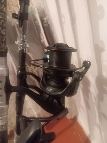 длиная: Карповый комплект для донной ловли Состав:комплек катушка+ палка — 9