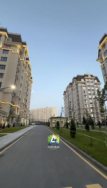 адмираль: 3 комнаты, 80 м², Элитка, 4 этаж, Евроремонт — 1