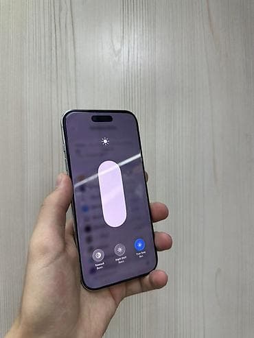 айфон ис: IPhone Air, Б/у, 256 ГБ, Белый, Защитное стекло, Чехол, В рассрочку, 99 % — 4