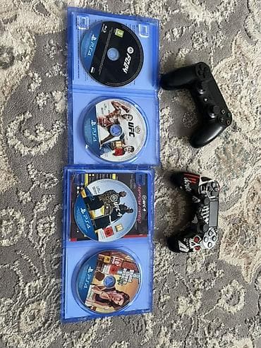ufc ps4: Комплект для PlayStation 4: - 2 геймпада DualShock 4: - Черный — 1