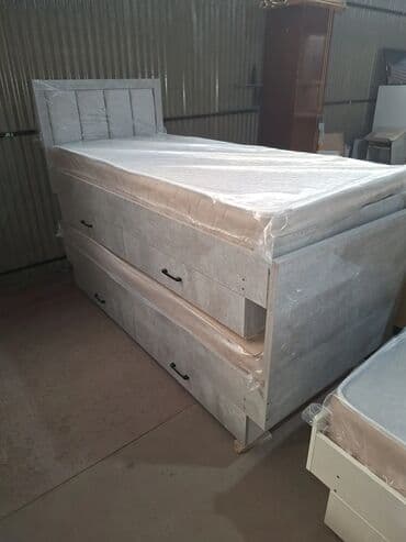 кровати полуторки фото: Двуспальная кровать, Новый, С мягким изголовьем, длина - 200 см — 32