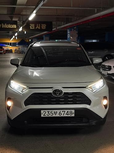 дубликат ключа от машины: Toyota RAV4: 2019 г., 2.5 л, Автомат, Бензин, Кроссовер — 5