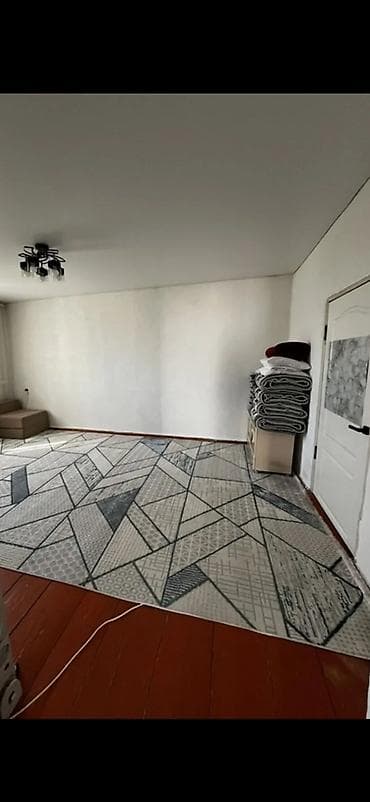 продаю дом бишкек ынтымак: 70 м², 4 бөлмө, Забор, тосулган — 9