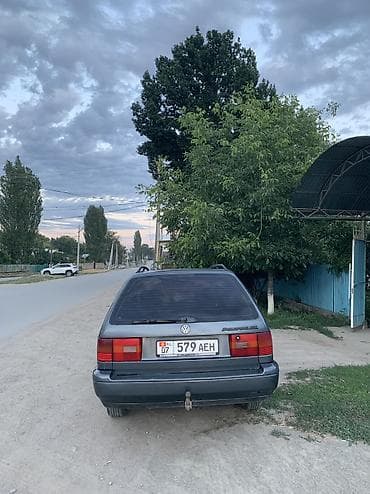 2 9 тди: Volkswagen Passat: 1995 г., 1.8 л, Кол менен иштөөчү, Бензин, Седан — 9