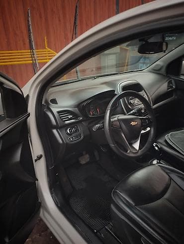 шевроле спарк 2016: Chevrolet Spark: 2016 г., 1 л, Бензин, Хэтчбэк — 6