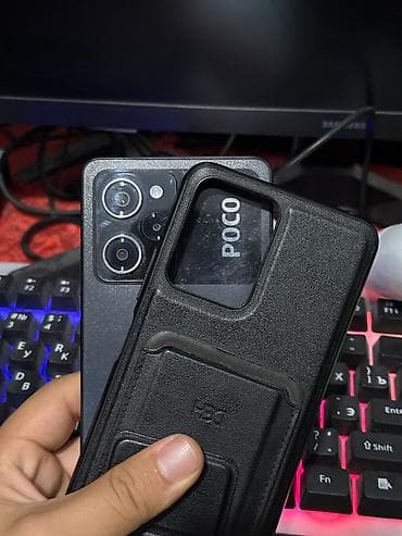 Poco X5 Pro 5G, Б/у, 256 ГБ, цвет - Черный, 2 SIM