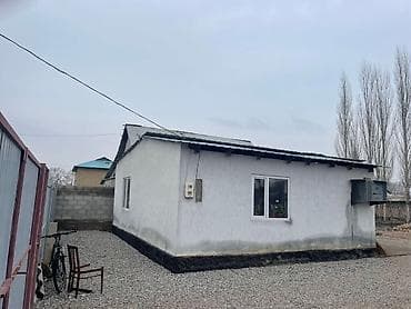 Продажа домов: Продаю дом 3х комн участок 8 соток, школа, садик, магазины рядом, г — 4