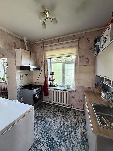 Кыймылсыз мүлк: 🏡 Продаётся уютный дом в жилмассиве Алтын Ордо! 📍 Отличное — 6