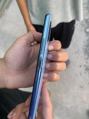poco x4 gt: Xiaomi mi 11 Lite 128гб. Из минусов задняя крышка разбита и неровно — 4
