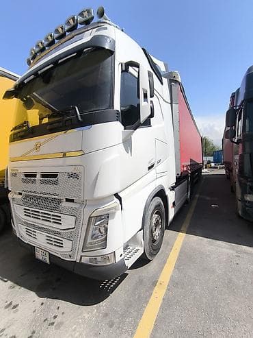 Тягач, Volvo, 2018 г., Шторный — 1