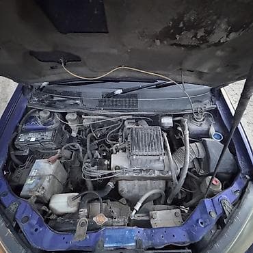 серве: Honda HR-V: 2000 г., 1.6 л, Вариатор, Бензин, Кроссовер — 7