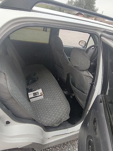 Daewoo Matiz: 2004 г., 0.8 л, Механика, Бензин, Хэтчбэк