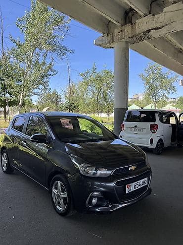 Chevrolet: Chevrolet Spark: 2016 г., 1 л, Вариатор, Бензин, Хэтчбэк — 1