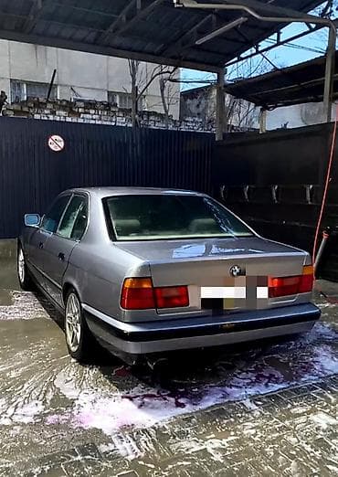 x5 2018: BMW 5 series: 1992 г., 2.8 л, Механика, Бензин, Седан — 6