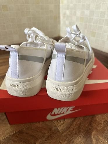 Босоножки, сандалии, шлепанцы: Кроссовки, 38, Nike, Новый, цвет - Белый, Самовывоз — 7