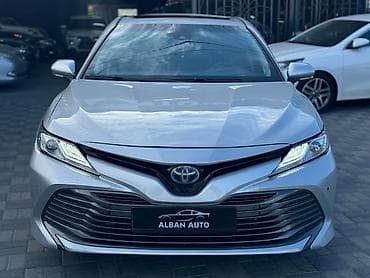 Toyota Camry: 2018 г., 0.5 л, Автомат, Гибрид — 2