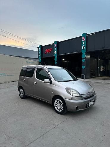 граната нексия 2: Toyota Funcargo: 2002 г., 1.3 л, Автомат, Бензин, Седан — 2