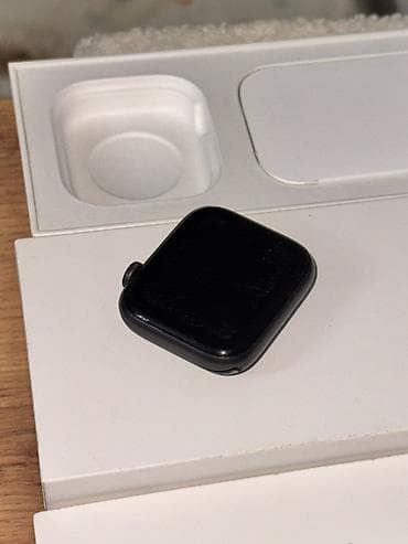 galaxy s19: Б/у Apple Watch SE 44 мм, корпус из алюминия в цвете Space Gray. Есть — 2