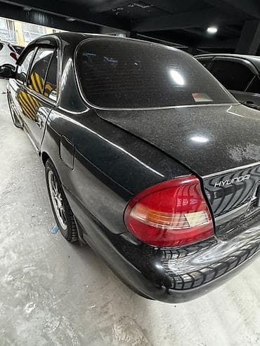 Унаа: Hyundai Sonata: 1998 г., 2 л, Кол менен иштөөчү, Бензин, Седан — 5