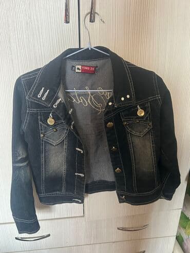 джинсы голубые: Джинсовые куртки на 5-6 лет В отличном состоянии, носили мало так как — 7