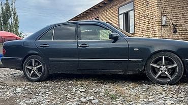 Mercedes-Benz E-Class: 1995 г., 3.2 л, Автомат, Газ, Седан — 3