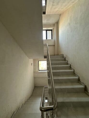 токтогул: 1 бөлмө, 62 м², Элитка, 11 кабат, ПСО (өзү оңдоп түзөтүп бүтүү үчүн) — 3