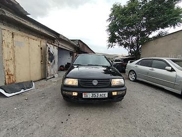 венто 1998: Volkswagen Vento: 1997 г., 2 л, Механика, Бензин, Седан — 5