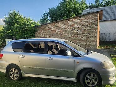 джели авто: Toyota Ipsum: 2003 г., 2.4 л, Автомат, Бензин, Минивэн — 7