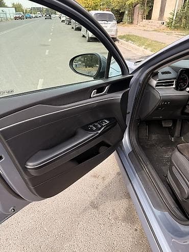 geely e5: Kia K5: 2021 г., 1.6 л, Автомат, Бензин, Седан — 7