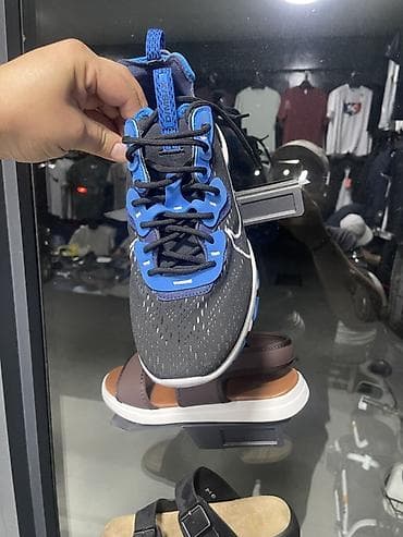 Мужская обувь: Мужские кроссовки, 42.5, Nike, Новый, цвет - Черный — 1