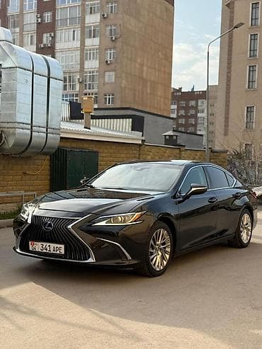 салон машины: Lexus ES: 2019 г., 2.5 л, Автомат, Бензин, Седан — 2