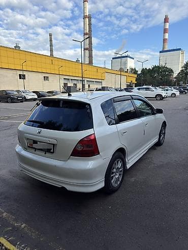 Honda Civic: 2002 г., Автомат, Хэтчбэк — 2