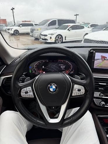 Продажа авто: BMW 530: 2021 г., 2 л, Бензин, Седан — 6