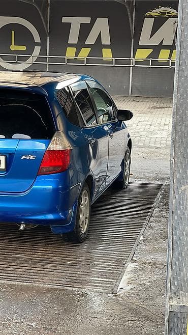 mashina kg ош: Honda Fit: 2005 г. — 2